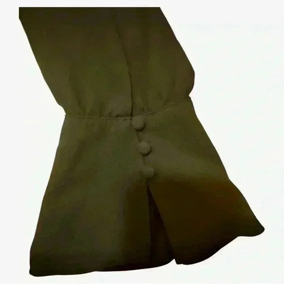 White House Black Market Button Front V Neck Blouse Size Small - Picture 9 of 11